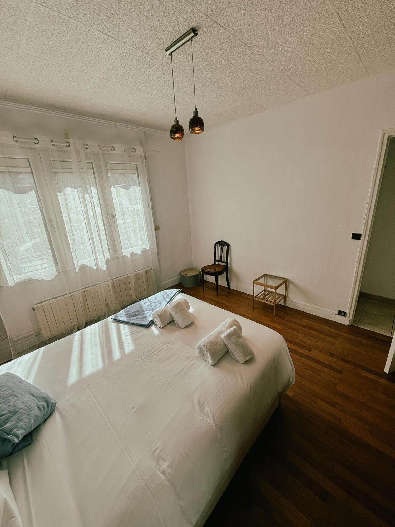 Duplex Avec Jardin - Proche Paris - Disneyland - Rer - نْوازي لو جْرا المظهر الخارجي الصورة